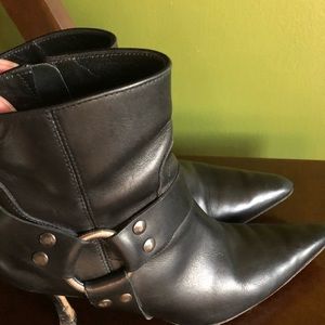 Manolo Blahnik Points at boots black size 38